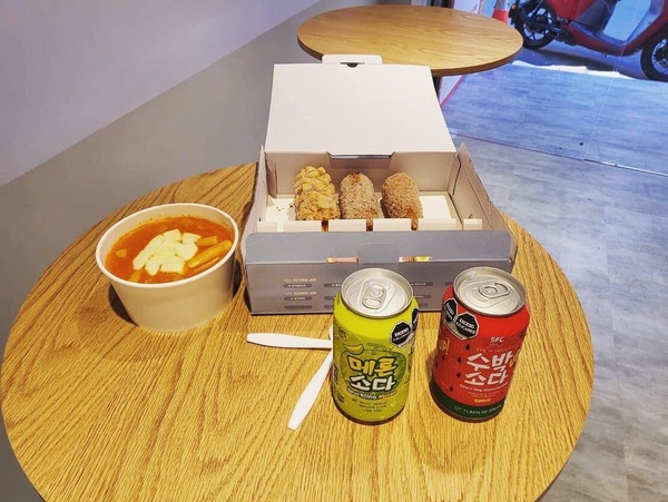 林口、淡水人快衝!韓國人氣「明朗熱狗」再開兩間分店,起司控、熱狗控必吃!