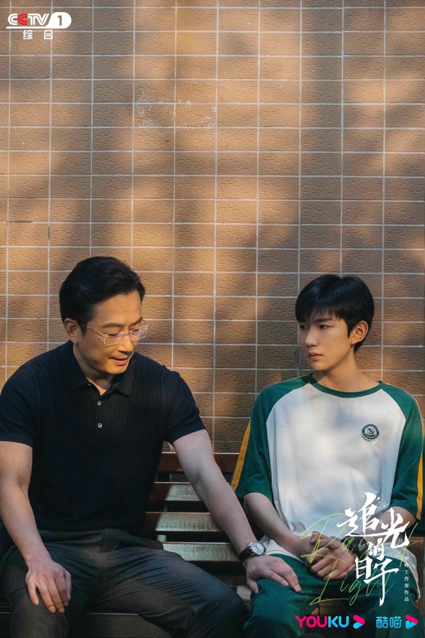2023暑期陸劇熱度榜TOP10!《偷偷藏不住》第3,肖戰《玉骨遙》贏楊洋《我的人間煙火》