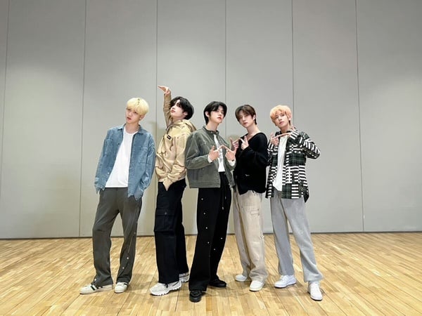 KPOP專輯預售銷量最高前十團，第一名打敗BTS跟BLACKPINK!