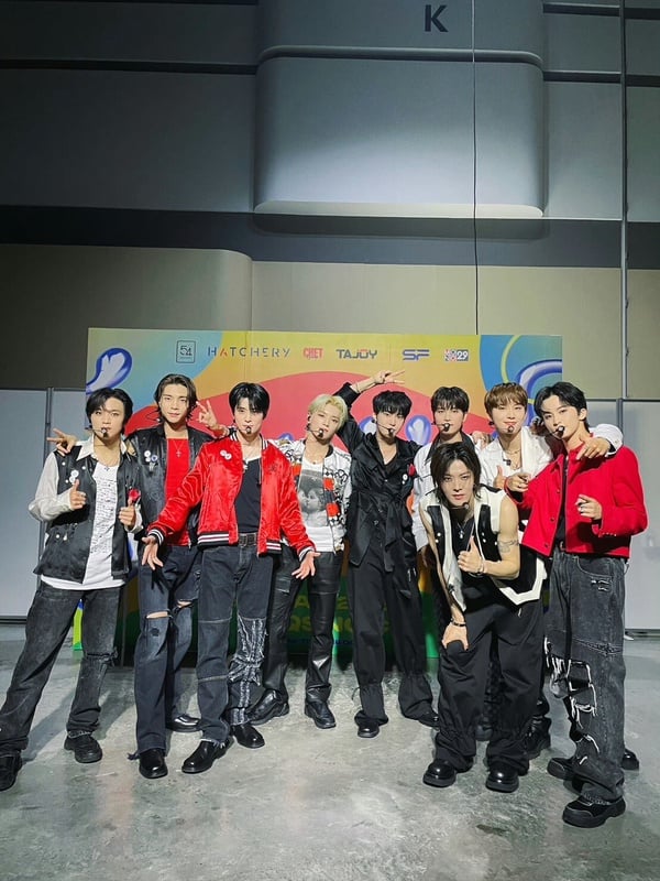 KPOP專輯預售銷量最高前十團，第一名打敗BTS跟BLACKPINK!
