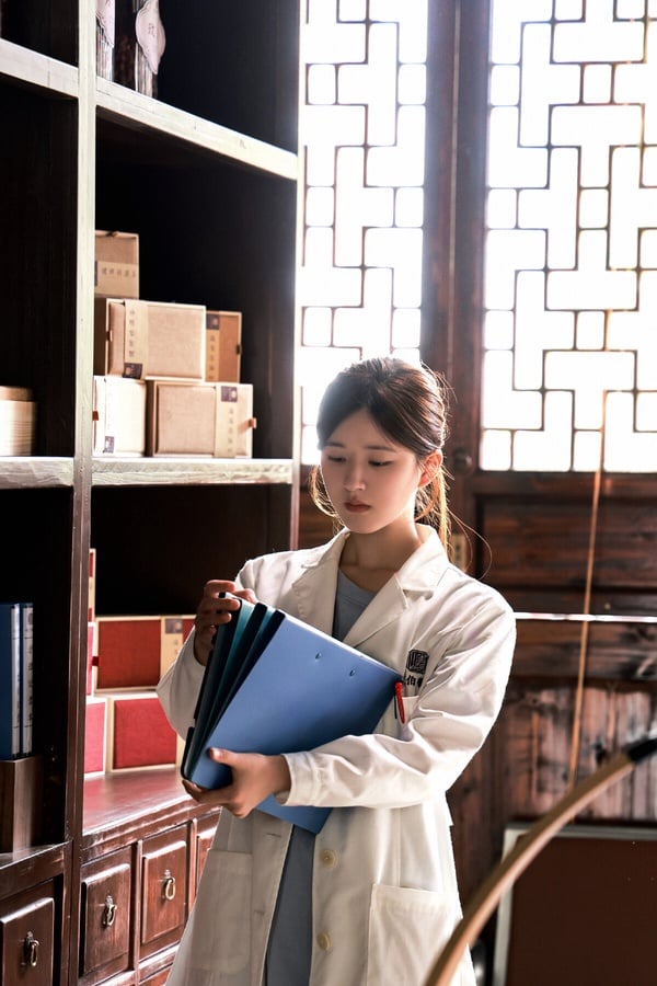 網評陸劇「史上最煩人角色」TOP10！《偷偷藏不住》趙露思上榜，第十位女主直接變路人