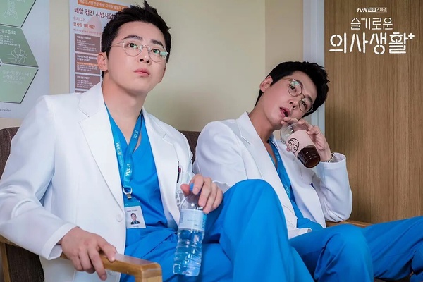近十年IMDB「評分最高」韓劇TOP10！《禹英禑》8.7分輸《我的大叔》，冠軍高達9.2分