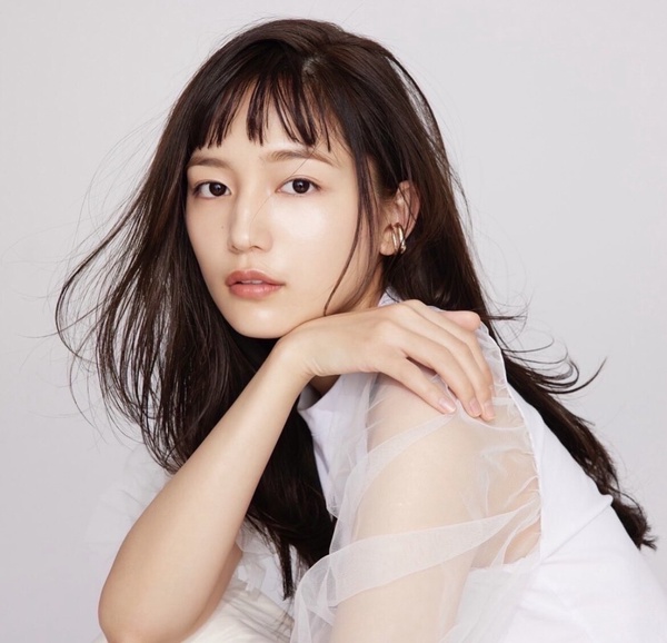 網推「早八三件套」美妝組合，讓上班族、大學生們5分鐘快速完妝出門不是夢！