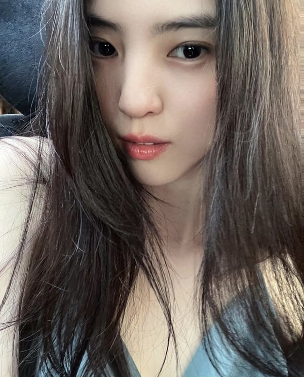 網推「早八三件套」好用美妝組合，讓上班族、大學生們5分鐘快速完妝出門不是夢！