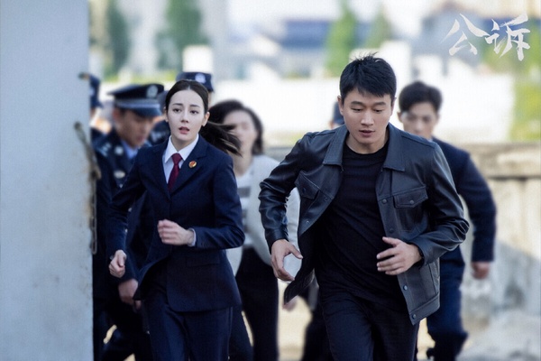 網評2023「最不推薦」陸劇TOP10！《玉骨遙》第四《偷偷藏不住》第二，冠軍是3.9低分劇