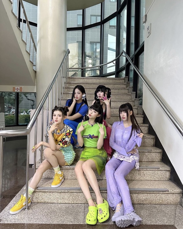 Crocs也跟上芭比風!新款Crocs經典人魚高跟鞋,穿上秒變大長腿美女!