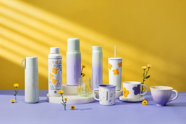 星巴克仙女系杯款來了!星巴克「浪漫紫、蘋果綠」花卉杯登場,再享買一送一優惠別錯過