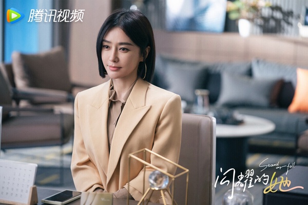 六月陸劇評分榜TOP10!《長風渡》6.5《偷偷藏不住》6.7,冠軍8.5分贏《當我飛奔向你》