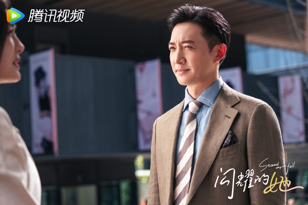 六月陸劇評分榜TOP10!《長風渡》6.5《偷偷藏不住》6.7,冠軍8.5分贏《當我飛奔向你》