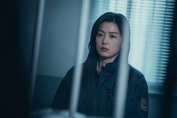 韓劇女神「得獎成績」PK!宋慧喬封后6次,孫藝珍6次,孔曉振9次,只有她拿過百想大賞