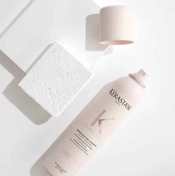 2023好用「乾洗髮」推薦6:Kerastase 粉輕盈蓬蓬乾洗髮