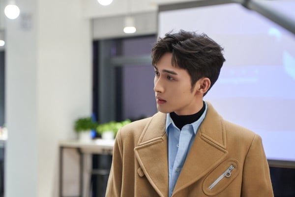 網評「陸劇最強BG之光」男神TOP10！《偷偷藏不住》陳哲遠贏王鶴棣，肖戰第4，楊洋輸他