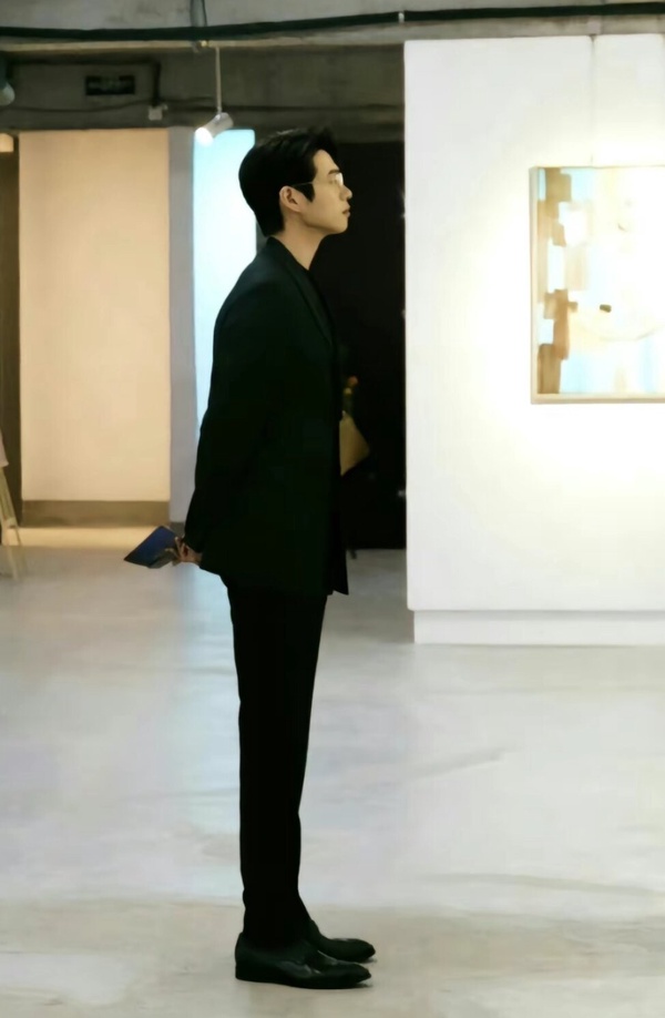 9位「身材比例超好」陸劇男星!楊洋被吐槽，肖戰王鶴棣腿超長，劉宇寧高到看不見趙露思