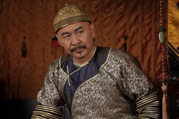 網評陸劇9個「偽深情」男角!李承鄞自私鬼,宋焰這點完全比不上《偷偷藏不住》段嘉許