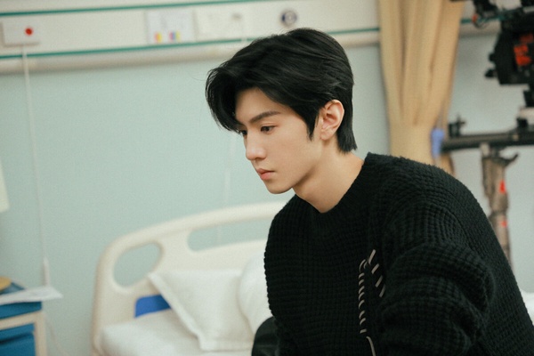 網評陸劇9個「偽深情」男角!李承鄞自私鬼,宋焰這點完全比不上《偷偷藏不住》段嘉許