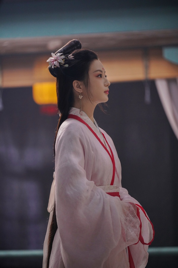 95花主演2023陸劇評分榜TOP10!王楚然口碑崩,趙露思《偷偷藏不住》第十,周也衝前五