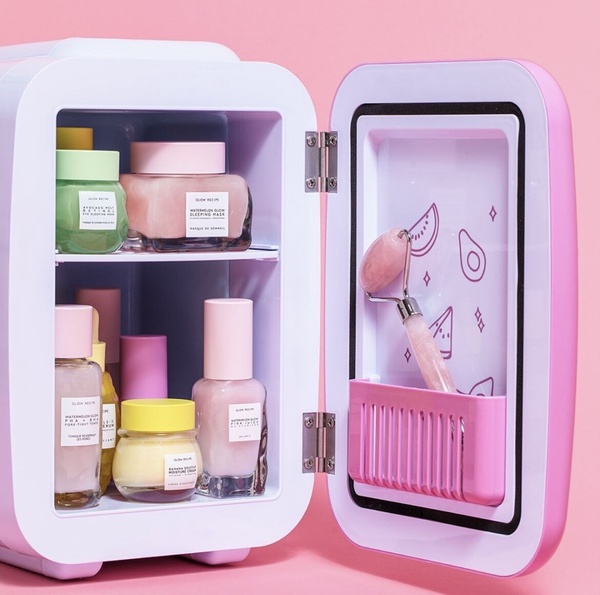 高顏值「美妝小冰箱」推薦1:Makeup Fridge