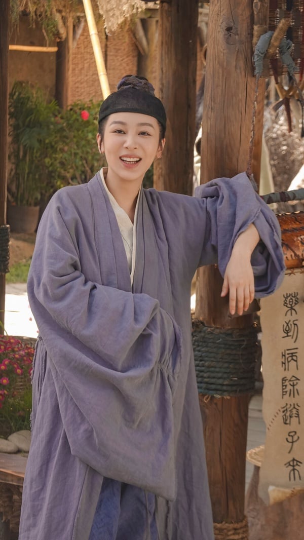 古裝劇10女星「女扮男裝」！楊紫《長相思》真像男人，楊冪迪麗熱巴被吐槽，白鹿超敬業
