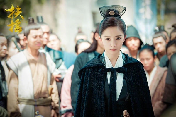 古裝劇10女星「女扮男裝」！楊紫《長相思》真像男人，楊冪迪麗熱巴被吐槽，白鹿超敬業