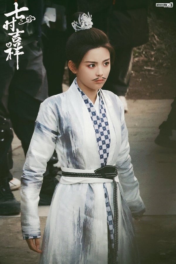 古裝劇10女星「女扮男裝」！楊紫《長相思》真像男人，楊冪迪麗熱巴被吐槽，白鹿超敬業