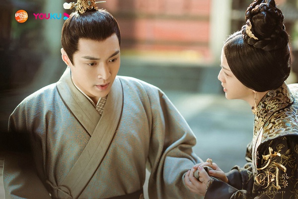 8位「同齡不同命」陸劇男星!肖戰&楊洋是頂級流量,李現口碑穩,而他被成毅任嘉倫反超