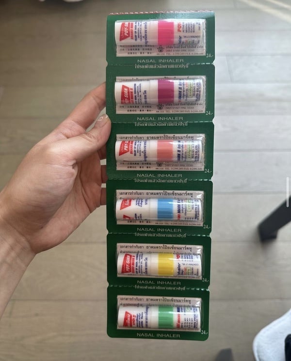 10款清新好聞的精油噴霧、精油棒推薦，醒腦解疲勞的夏日悶臭救星！