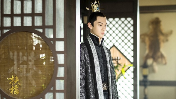古裝劇9位「超多人愛」女主！楊紫《長相思》和3男人虐戀，迪麗熱巴5個，楊冪最狂有6個