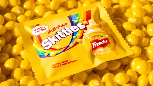 SkittlesxFrench's 超狂聯名!彩虹糖推出全新「芥末」口味,你敢嚐試嗎?