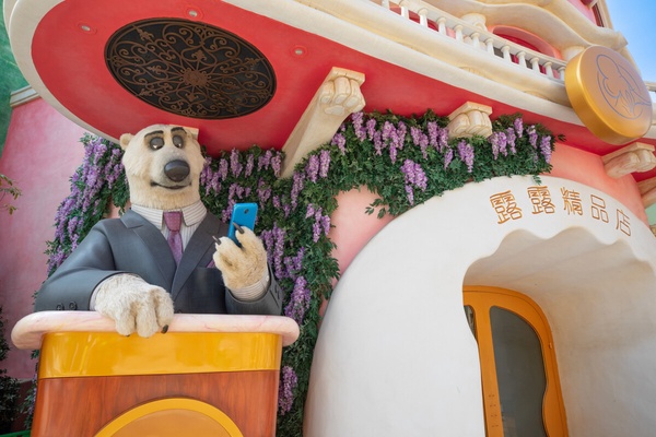 全球首座！夢幻冰雪奇緣主題園區在香港迪士尼，預計11月開幕、雲霄飛車必玩、北山必拍