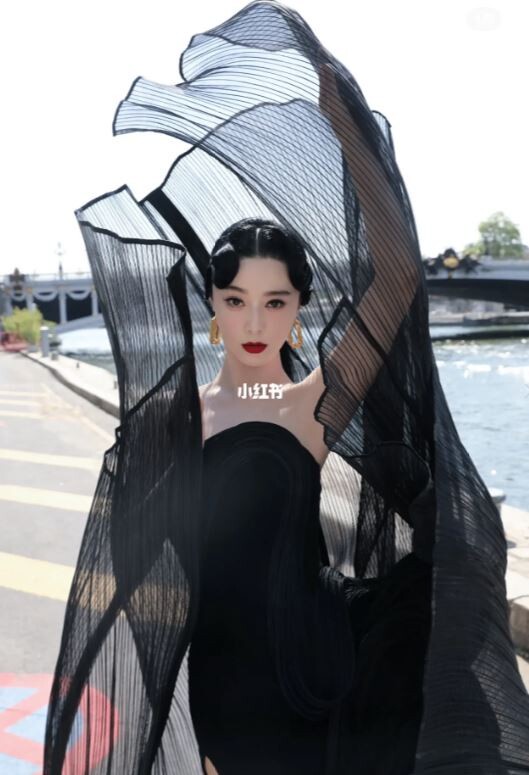 小紅書最受歡迎陸劇演員TOP10！白鹿沒前十，虞書欣第5，《偷偷藏不住》趙露思贏范冰冰