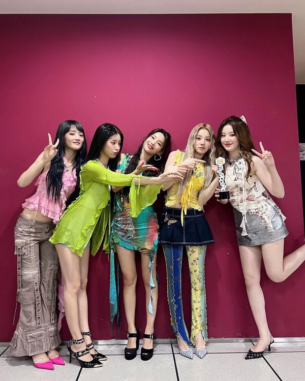 歷代獲得最多一位的KPOP女團TOP5,BLACKPINK僅排第四,前二斷層破百個!