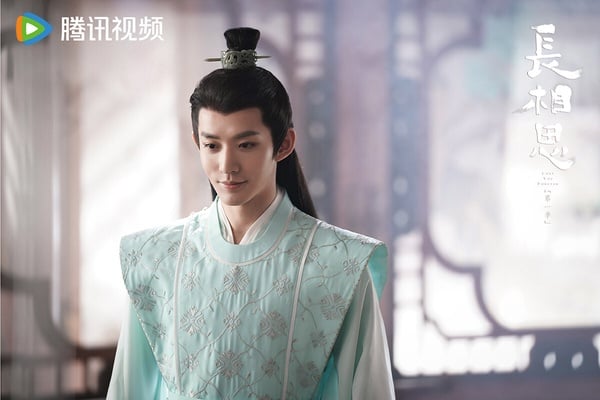 《長相思》劇情、角色介紹+必看亮點！楊紫、張晚意上演虐心四角戀，高還原度書迷必看