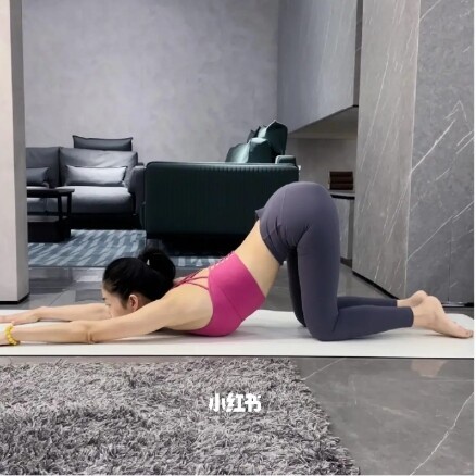 該怎麼選擇適合自己的瑜珈？初學者必看入門指南，韓星最愛「這兩種」維持好身材