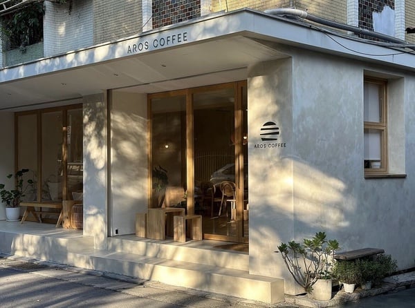 10家台北內湖咖啡廳推薦：超好拍露營風「Forty4 Cafe」、這家日式喫茶屋超道地！