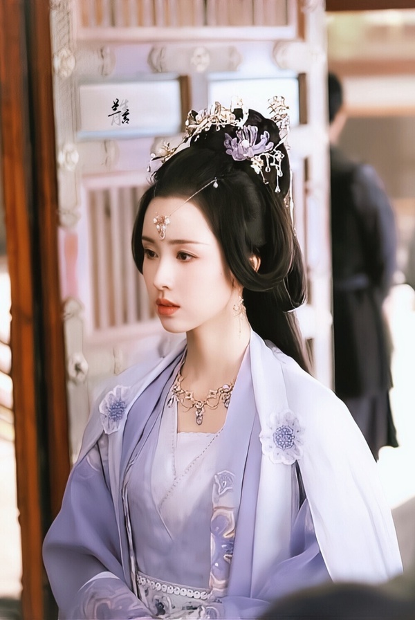 網評「最適合演古裝仙俠劇」陸劇90花TOP10！白鹿沒前十，迪麗熱巴第四，李一桐衝第二
