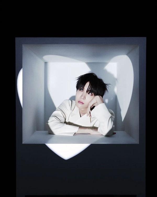 志效、J-Hope、Somi 出擊！2023年kpop八月回歸總整理！八月成Solo大戰期待值破表！