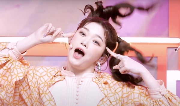 kpop女愛豆傳奇直拍TOP8！第一名的「她」靠飯拍翻身穩坐直拍女王！