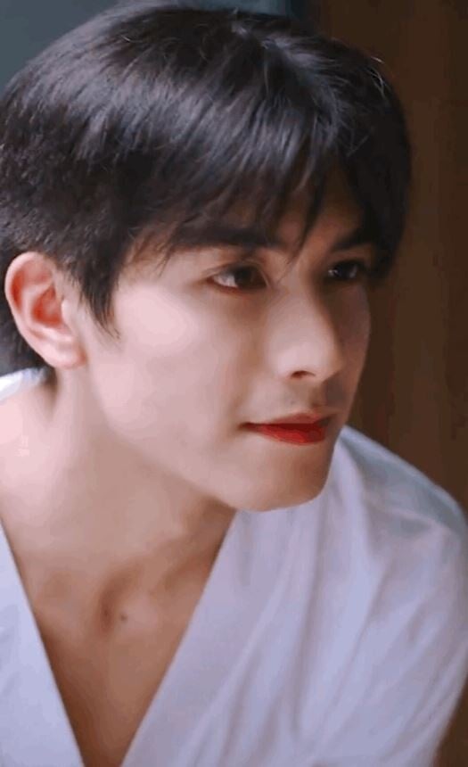 9位「帥而不油」陸劇男星!楊洋引吐槽,肖戰覺得自己大眾臉,王鶴棣帥而自知但不油耶