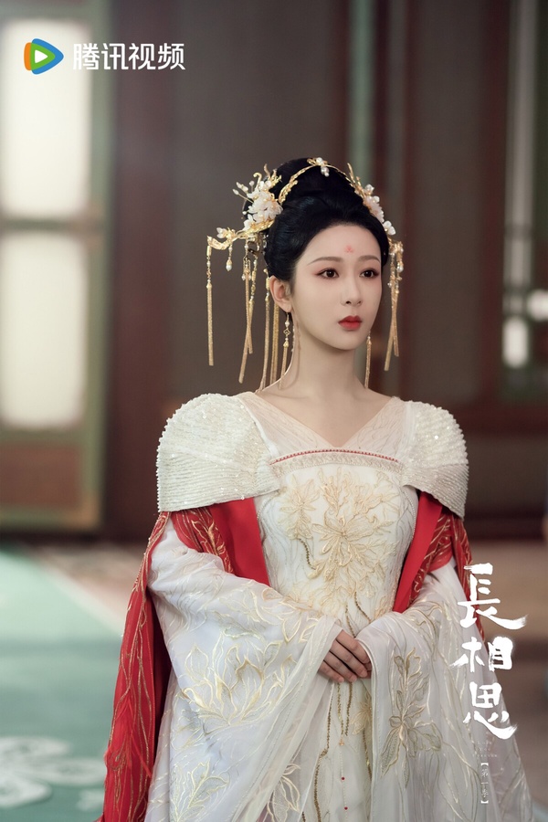《長相思》陸劇演員古裝vs.時裝！楊紫超百搭，鄧為古裝更驚艷，檀健次時裝也好看！