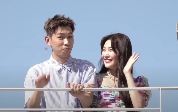 Red Velvet Joy Ｘ CRUSH