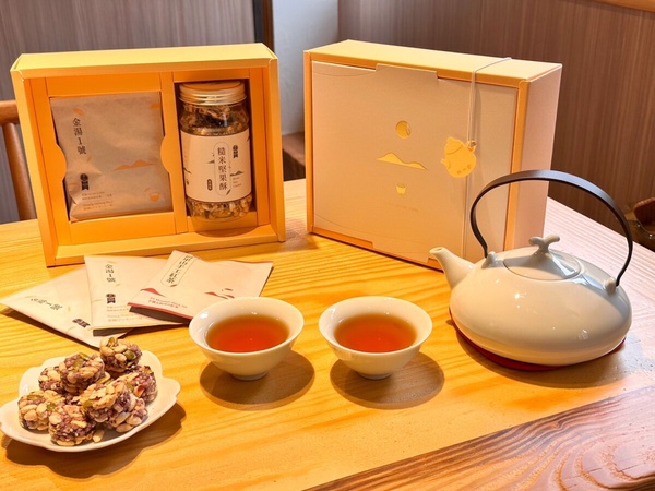 春水堂珍奶買一送一！春水堂限定「黑糖琥珀珍珠霜淇淋、雞蛋糕」台北就有再推買一送一