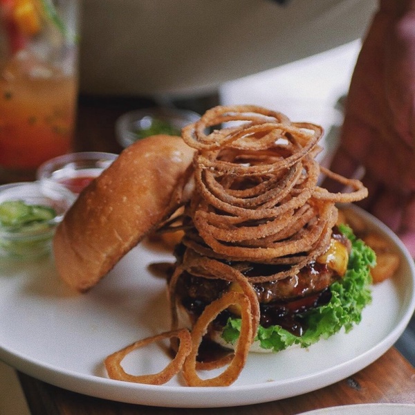 台北必吃漢堡店1：Waku Waku Burger