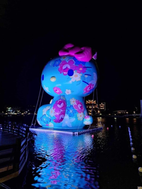 Hello Kitty粉快衝!Kitty領軍三麗鷗明星現身「桃園地景藝術節」,美樂蒂、酷洛米都有