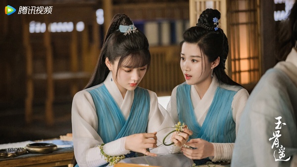 網評2023「最喜歡的古裝劇女主」TOP10!迪麗熱巴第八,白鹿第六,都輸《長相思》楊紫