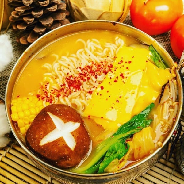 10間蔬食韓式餐廳推薦：新品牌YACHE 野菜超夯，韓楓石鍋拌飯、德魯納韓式炸雞必須吃爆