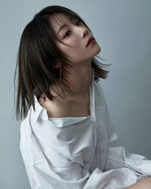 居家「薄背+開肩」三動作！一週有感消滅斜方肌、練出天鵝頸，體態一挺、看起來就瘦