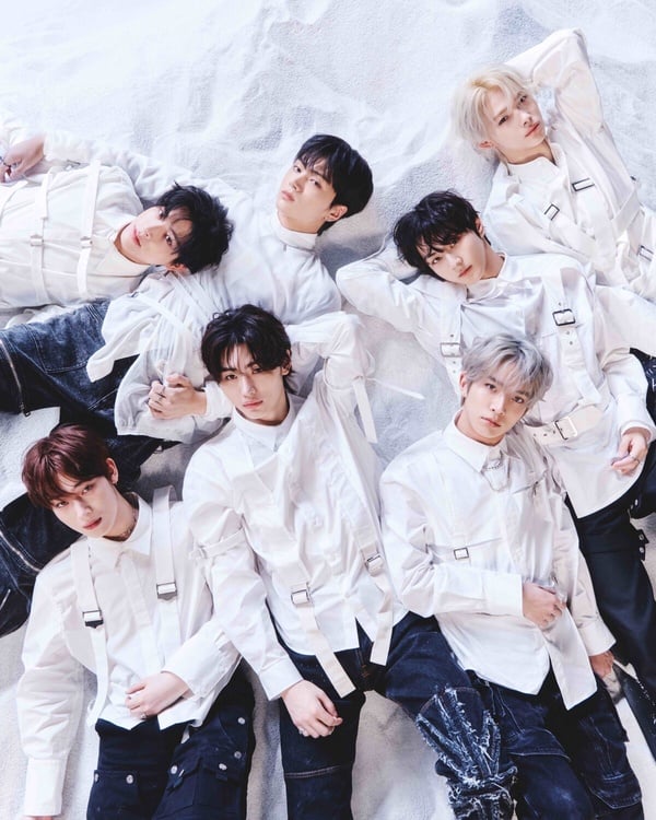 近五年Kpop在日專輯銷售額TOP10 TWICE銷逾40億台幣!第一名破百億!