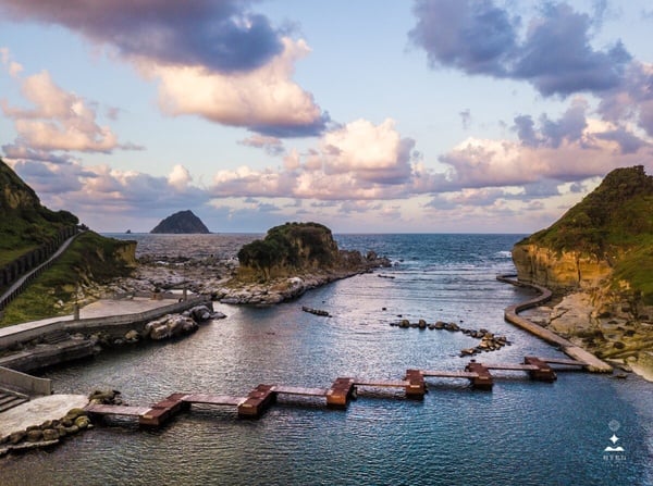 不只廟口美食！2023基隆十大熱門景點推薦：基隆嶼開放登島、八斗子大坪海岸成打卡熱點