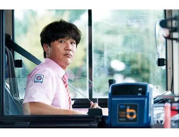 《Moving異能》8大演員角色介紹！「奉皙」李正河曾是JYP練習生，他竟是孔曉振前男友