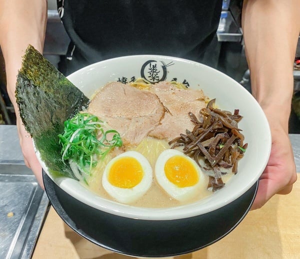 10間台北士林拉麵推薦，這間還有大胃王挑戰！「老字號拉麵店」豬排丼飯+拉麵一次滿足
